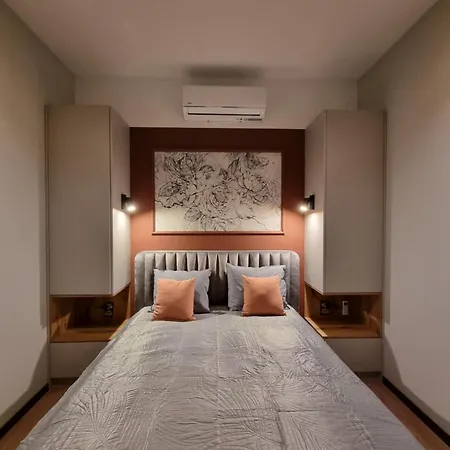 In The Heart Of Old Podgorze Apartment *