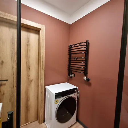 Apartment In The Heart Of Old Podgorze *